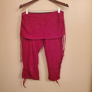 MELODIA Red Capris Foldover Skirt SIZE M
